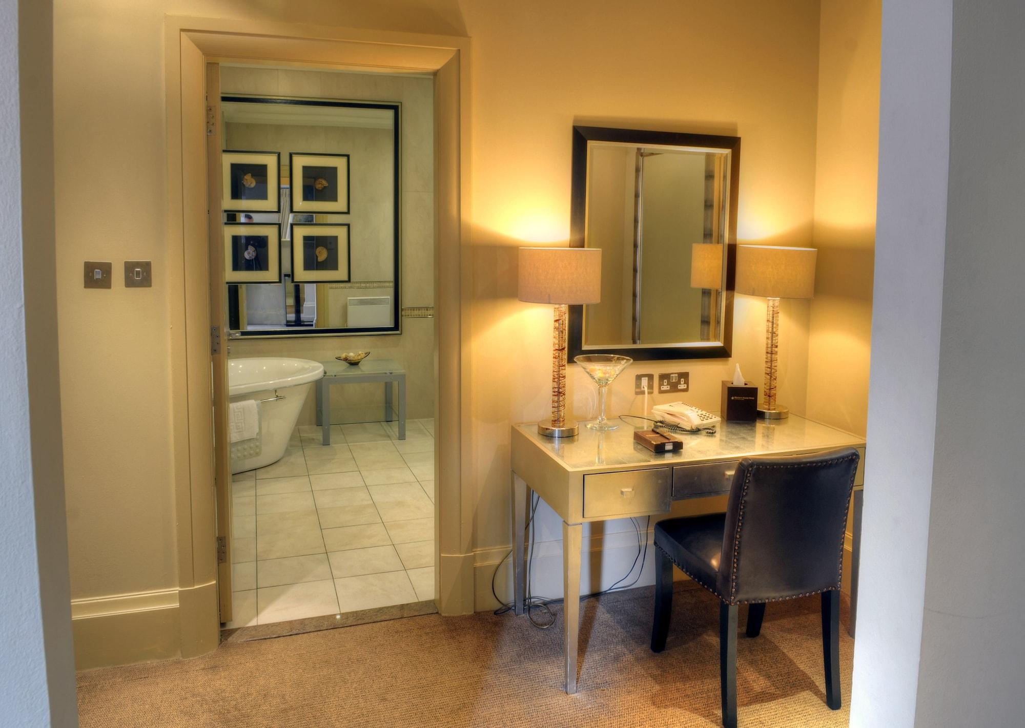 Western House Hotel At Ayr Racecourse Esterno foto